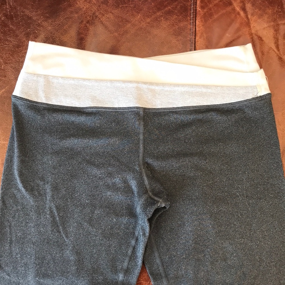 Lululemon 🍋🍋cropped leggings Sz 6